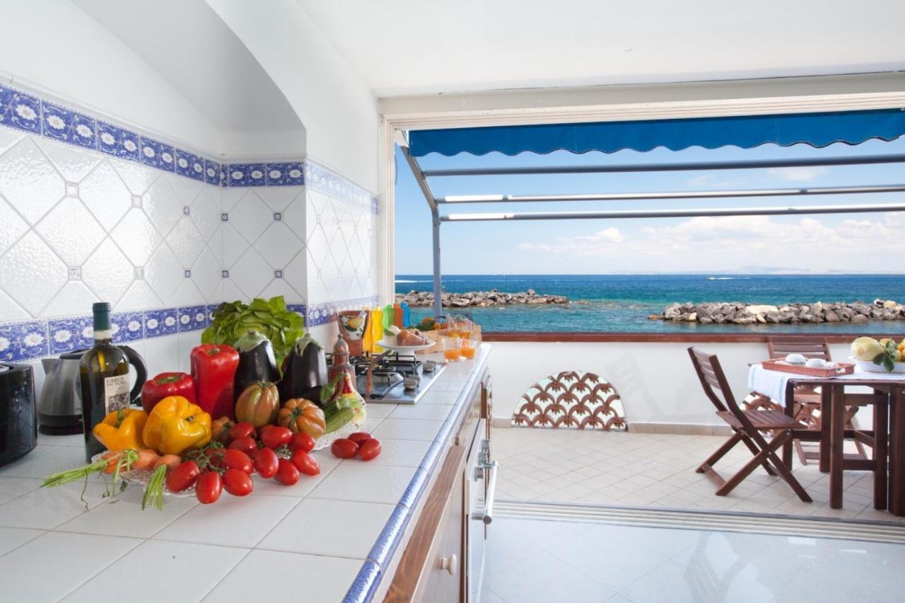 Casa Vacanza Verde Smeraldo- マッサ・ルブレンセ エクステリア 写真
